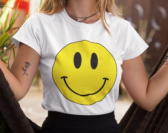women's smiley face t shirts