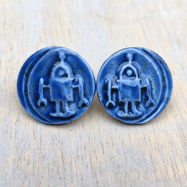 Robot & moon earrings. Sci-fi earrings. Syfy earrings. Robot earrings. Porcelain earrings. Ceramic earrings. Gift for Syfy fan.