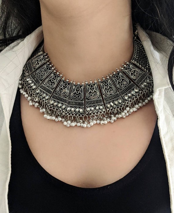Silver on sale chokers jewelry