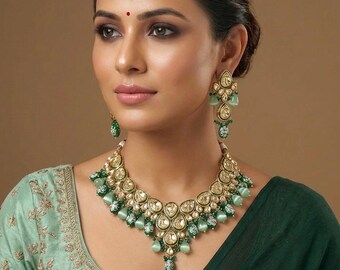 Green kundan necklace,green tumbles, handmade, indian Wedding jewellery, indian jewellery, pakistani, kundan jewellery, maangtika, bridal
