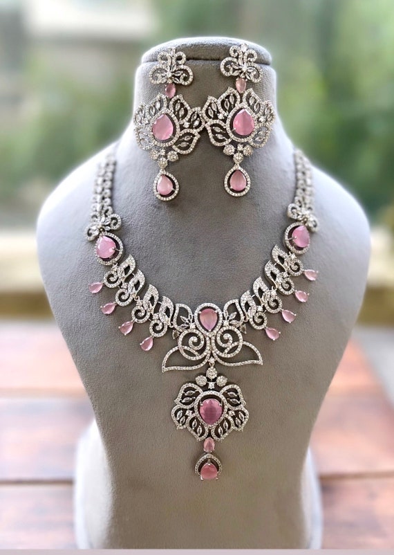 Diamond look necklace set best sale