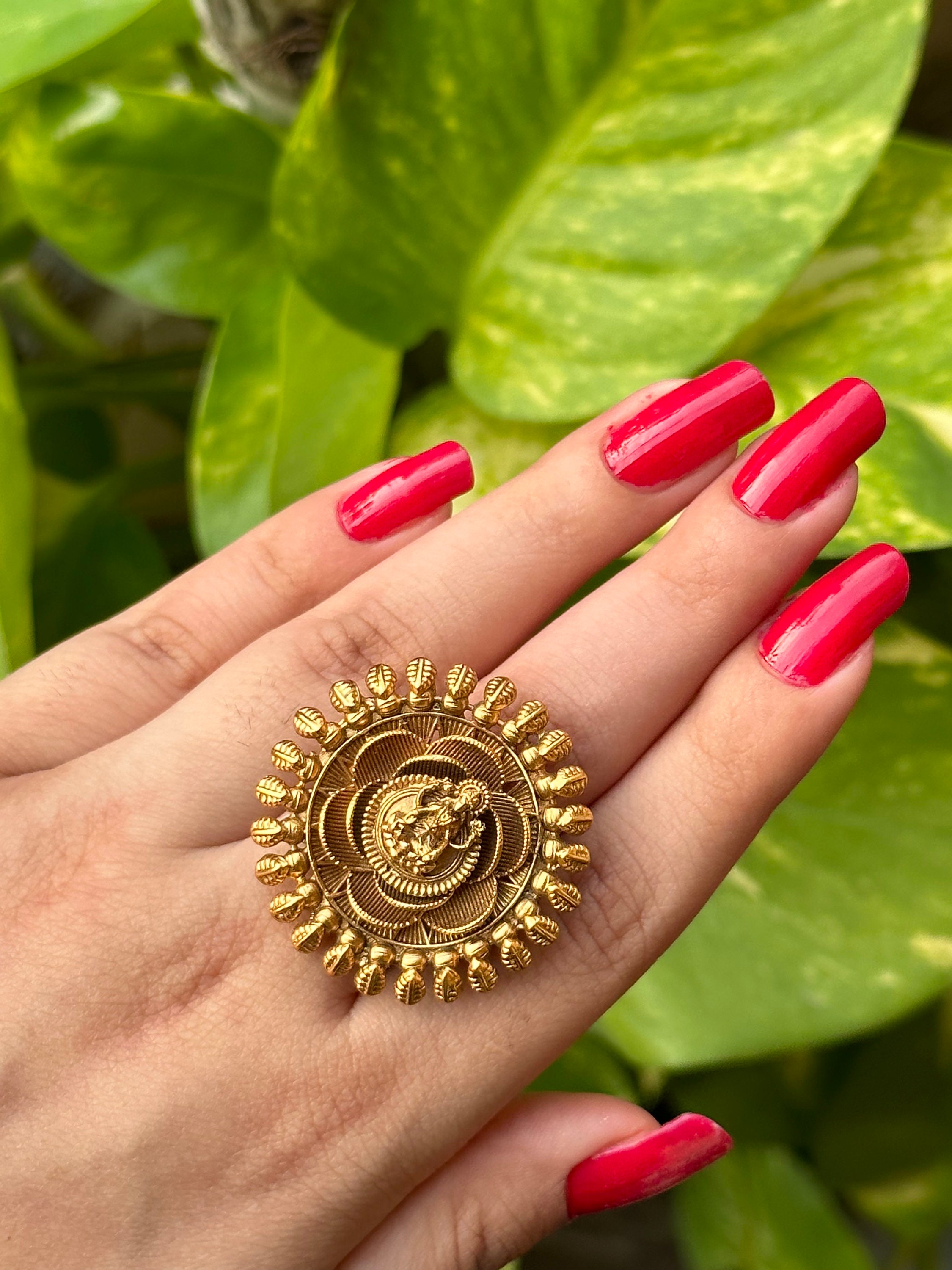 Antique Gold Kemp Lakshmi Bridal Adjustable Finger Ring – Happy Pique