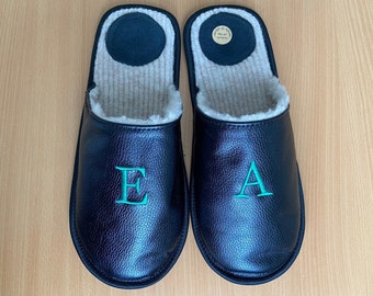 Personalized slippers with embroidered name or initials, monogram for men