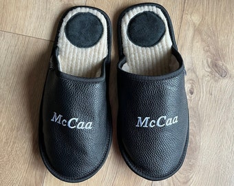 Gepersonaliseerde leren pantoffels voor dames: gegraveerd monogram, thuisschoenen van merinowol