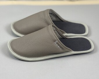 Handmade Leather Men's Slippers: Gray Cozy House Shoes