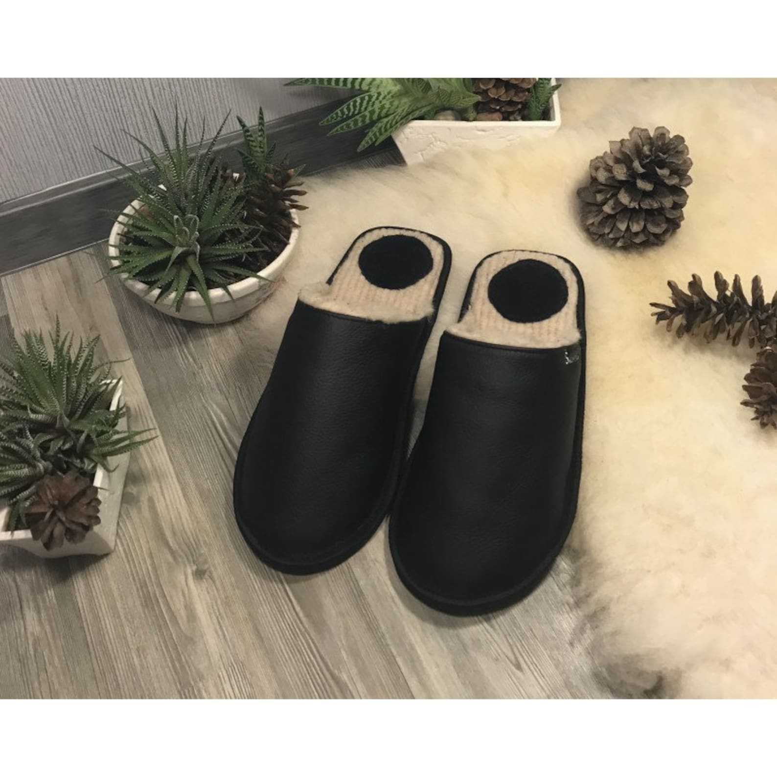 Black Slippers, Men Slippers, Leather Slippers, Merino Wool Slippers, Warm Slippers, Closed Toe