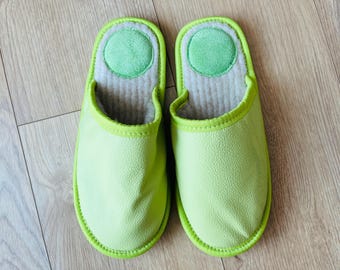 Merino Wool Lined Green Leather Slippers – Women’s Warm Indoor Shoes, Gift for Her