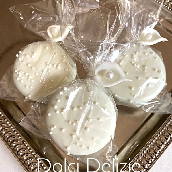 White Calla Lily Favors, Calla Lily Oreos, White Chocolate Covered Oreo Cookies, White Wedding Favors, Calla Lily Flowers, Calla Lily treats