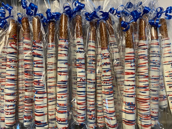 Pretzels del de julio, varillas de pretzels bañadas en chocolate
