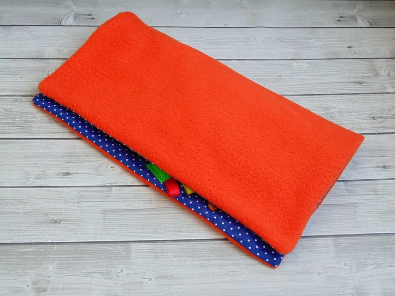 Fidget blanket for toddler Quiet travel toy Activity blanket Sensory blanket Busy blanket for 1 year old Dementia activity Autism therapy
