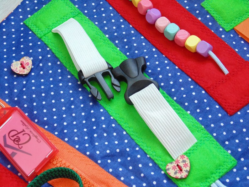 Fidget blanket for toddler Quiet travel toy Activity blanket Sensory blanket Busy blanket for 1 year old Dementia activity Autism therapy