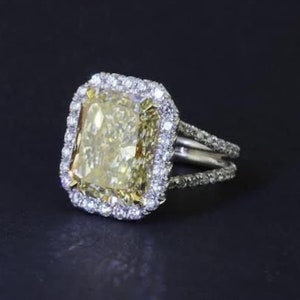 Stunning Canary Yellow Radiant Cut Diamond Ring, Women&#39;s Antique Jewelry, Wedding Bridal Two Tone Ring, Halo Set Split Shank Engagement Ring