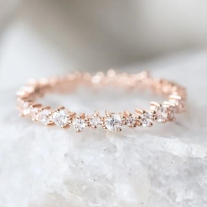 Full Eternity Engagement Band, Round Cut Moissanite Diamond Eternity Band, Rose Gold Wedding Band, Minimalist Wedding Band, Bridesmaid Gift