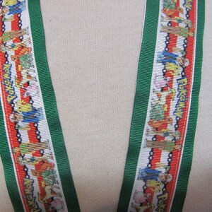 Cartoon Style Ribbon Lanyard 22&quot; Red Green