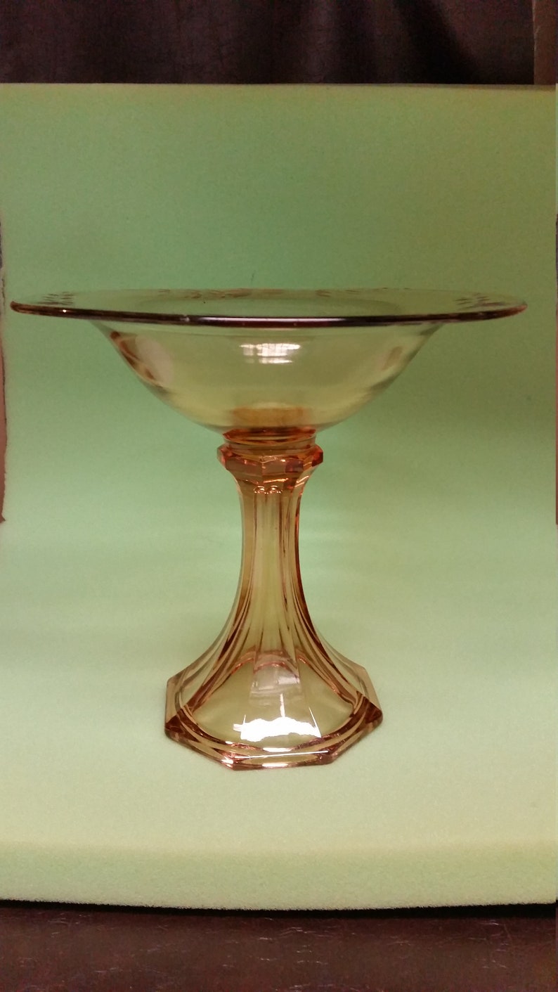 Pink depression glass. Pedestal bowl candy dish fruit bowl ...