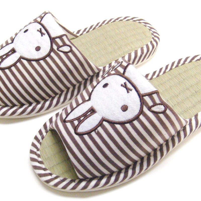 Bonnie Blue Feet - Etsy