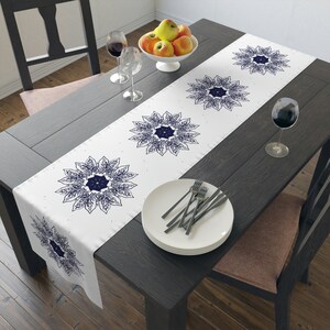 Table Runner (Cotton, Poly)