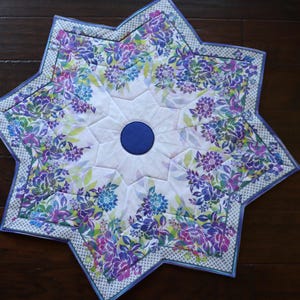 Floral Lattice - Extra-Large, handmade, star-shaped, quilted table topper or dresser scarf - 32&quot; - Free shipping!