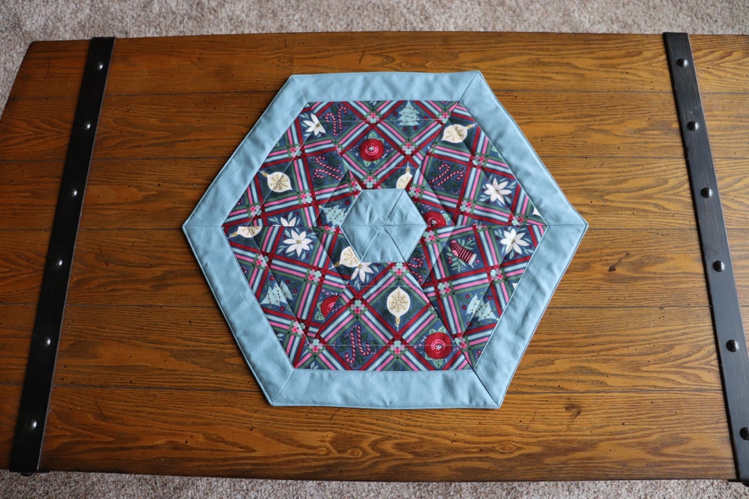 Christmas Classics Quilted Table Topper NCU0NTD305 main image 0