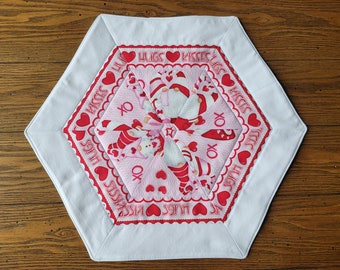 Valentine's Day! - Handmade, quilted table topper - Gnomes with Hugs & Kisses -  15" by 18"