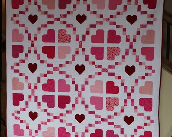 You Have My Heart - Handmade, XL queen size quilt - Chain of Hearts - 97" by 97"