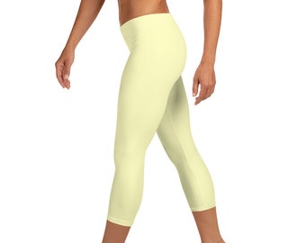 Capri Leggings Yellow Solid Pattern 