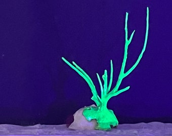 Green Glow in the Dark Resin Coral Reef Fish Tank Ornament - Ultraviolet Fake Aquarium Terrarium Luminous Decor