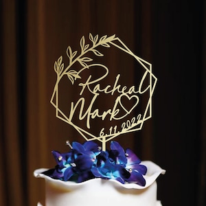 Personalized Wedding Cake Topper: Rustic Wreath Heart, Custom Names