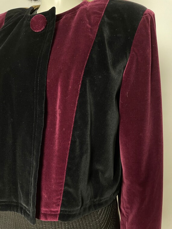 90s velvet boxy blazer with shoulder pads - image 10