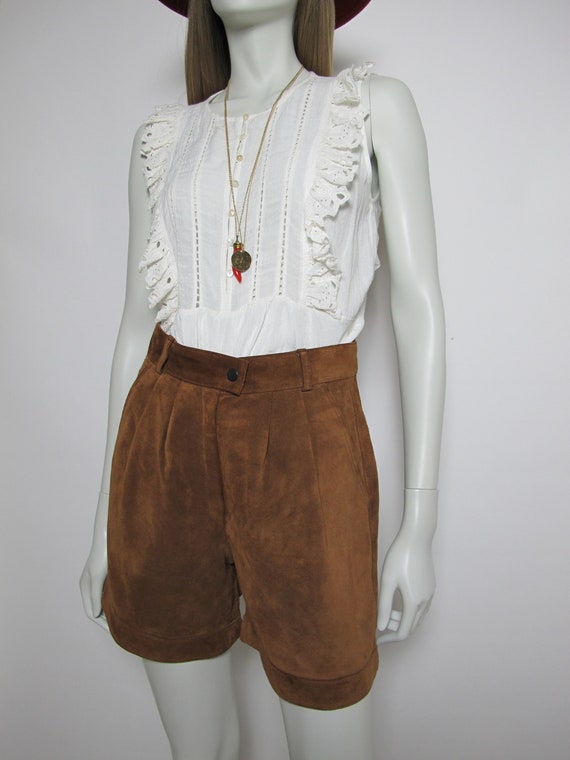 90s high waist suede shorts - image 3