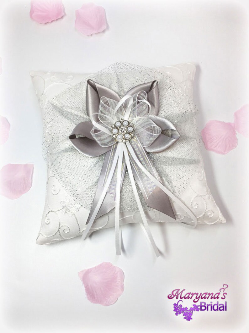 Silver White Bridal Garters Set wCharms Ivory Silver Garters Set Gatsby Wedding Silver Garters Disney Wedding Silver Garters Accessories