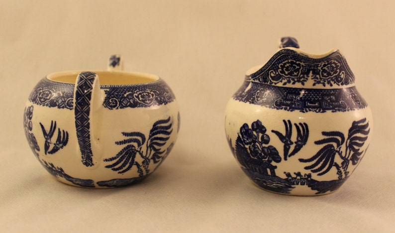 Sugar Creamer Set Blue and White Vintage *