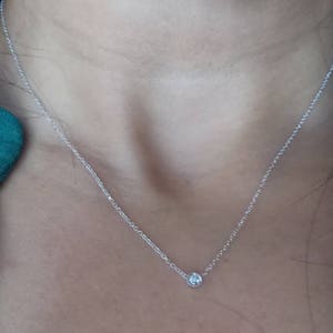 Diamond Necklace / 14k Gold Diamond Necklace / Floating Diamond Necklace / Solitaire Diamond Necklace / Diamond Bezel Necklace / Dainty imagem 8