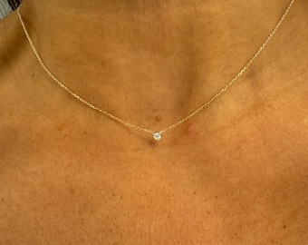 Zierliche 14K Roségold Diamant Halskette: Minimalistischer Brautschmuck