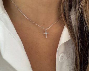 Small Cross Necklace, Everyday Cross Necklace, Diamond Cross Necklace, Minimalist  Cross, Dainty Cross Necklace, Minimalist Cross