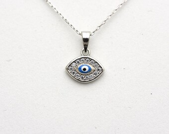Collar de ojo malvado de plata esterlina: colgante de protección con circonita cúbica