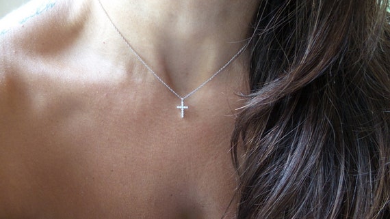 Dainty Cross Necklace - Silver Dainty Cross Necklace - Silver