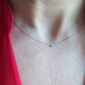 Diamond Necklace / 14k Gold Diamond Necklace / Floating Diamond Necklace / Solitaire Diamond Necklace / Diamond Bezel Necklace / Dainty imagem 3