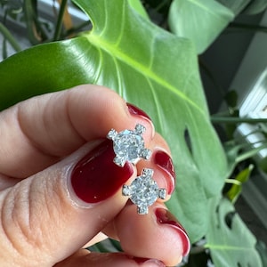 Diamond Cz Studs (pair) / CZ Solitaire Earrings/ Gold Everyday CZ Studs/ Dainty Diamond Cz Studs/ Minimalist Cz Earrings