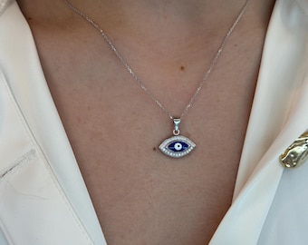 Collar de ojo malvado de plata esterlina: colgante de protección con circonita cúbica