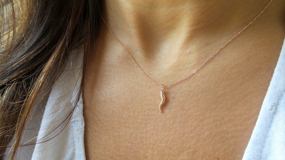Rose gold horn best sale necklace