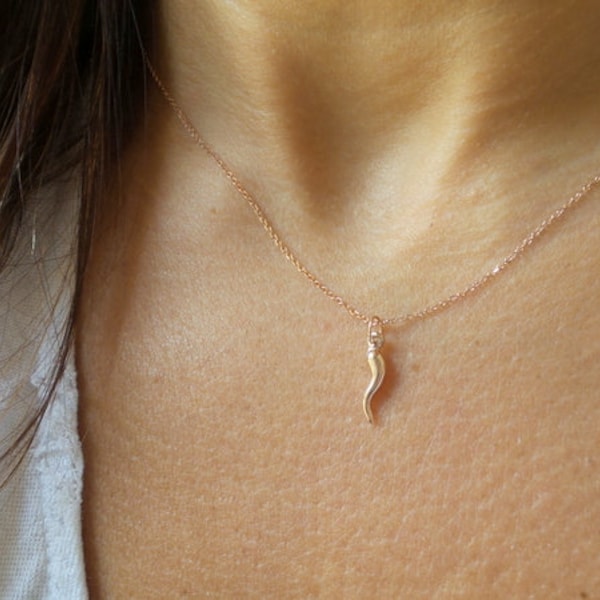 Italian Horn Necklace / Horn Necklace/ 14K Rose Gold Horn Necklace / Gold Horn Necklace / Solid Gold Horn / Mini gold Horn Pendant