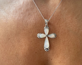 Freshwater Pearl with Large Sterling Silver Cross Necklace Freshwater Pearl with Large Sterling Silver Cross Necklace