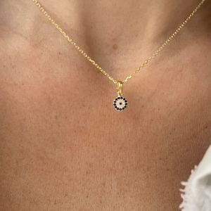 小さな邪眼ペンダント：スターリングシルバーまたはゴールドのネックレス、お守りジュエリー