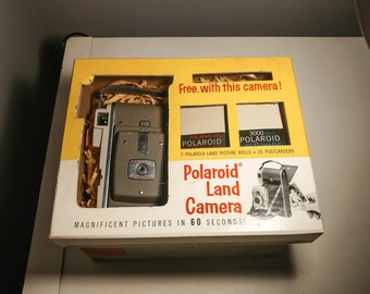 POLAROID Land Camera Vintage MODEL 80B Folding Style