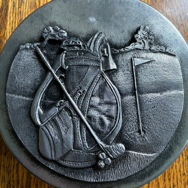 Metzke Pewter Golf Scene on Round Tin