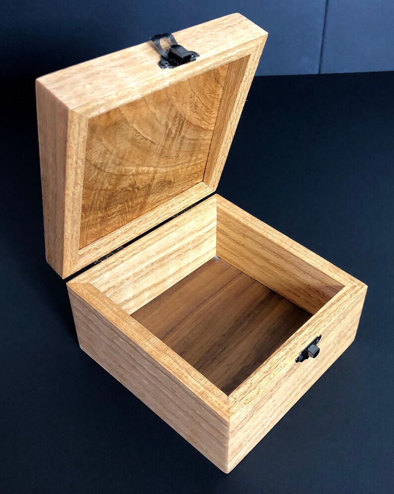 Box Wood Hinged Lid Square Handmade Image 0