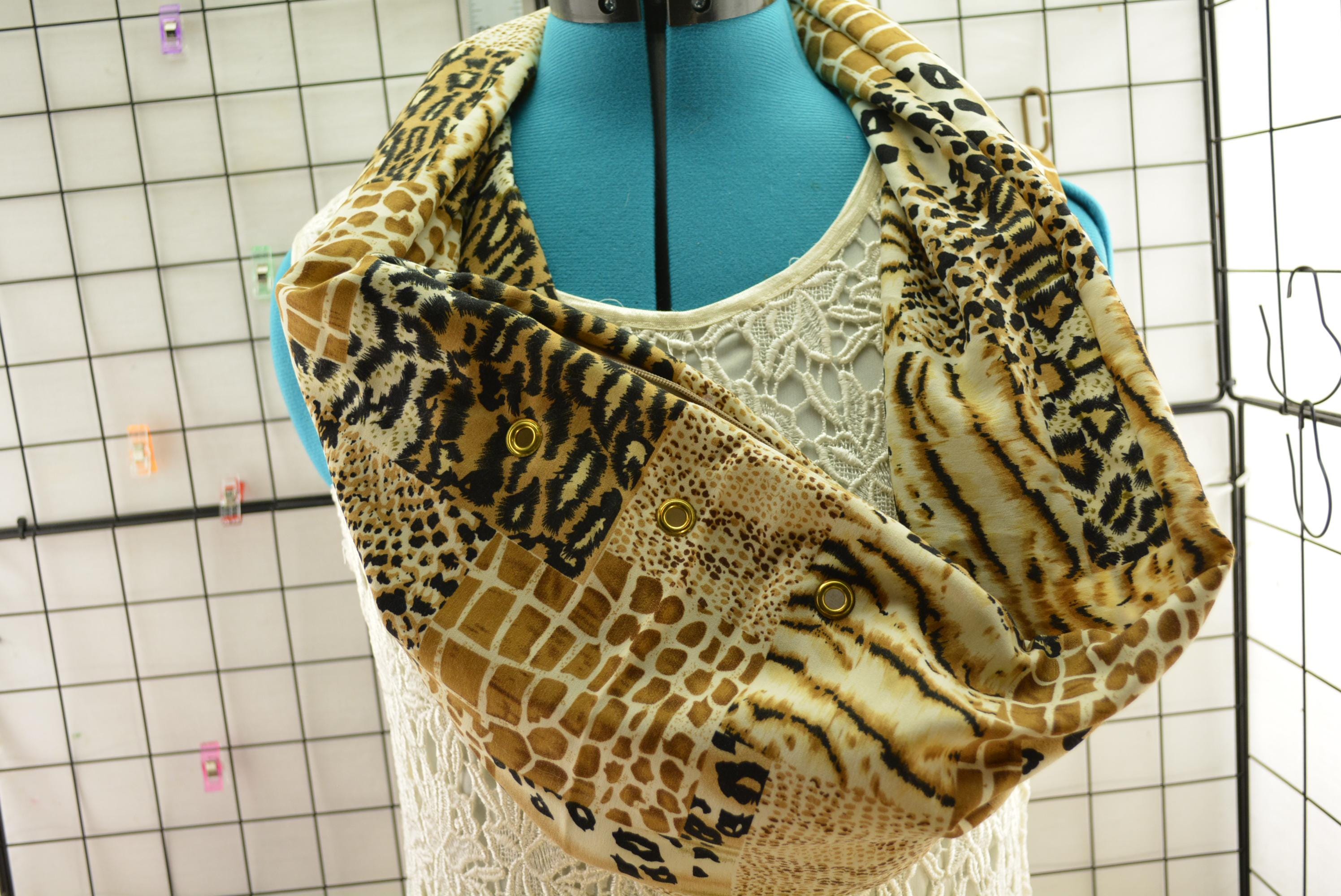 Sugar Glider, Infinity Scarf, #sf50, Bonding Hedgehog, Scarf, Pouch, Glider, Rat, Zipper Pouch