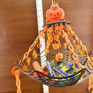 Sugar Glider Foraging Toy Basket: Exotic Pet Enrichment