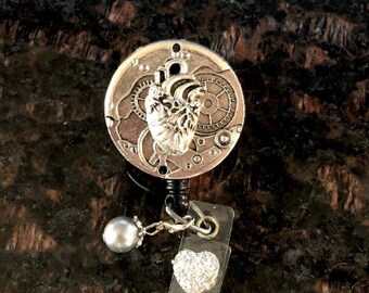 Portatarjetas retráctil Steampunk Caduceo - Portatarjetas de identificación médica